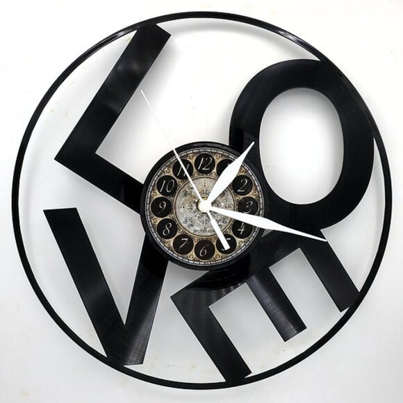 LOVE vinyl record clock - Picture 1 of 2